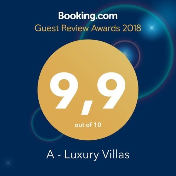 פלומרי A - Luxury Villas מראה חיצוני תמונה